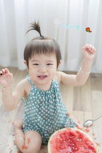吃瓜小雨娱乐,揭秘娱乐圈幕后故事，带你领略明星真实生活