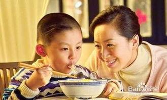 娱乐吃瓜酱跟妈妈要钱,娱乐吃瓜酱向妈妈“借”钱的温馨一幕