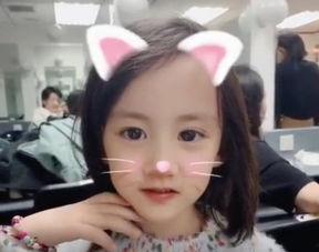 娱乐吃瓜酱姐姐养家糊口,养家糊口背后的励志人生